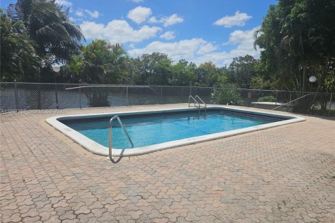 Copropriété à louer à Lauderhill, Floride: 2 chambres, 88.26 m2 № 2047739 - photo 15