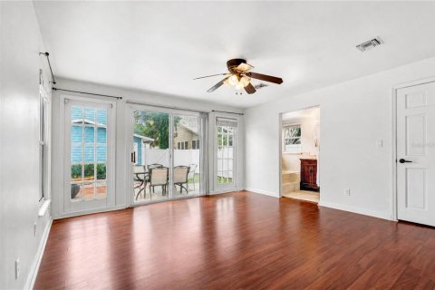 Casa en venta en Orlando, Florida, 4 dormitorios, 194.72 m2 № 2297173 - foto 12