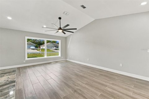 Villa ou maison à vendre à Spring Hill, Floride: 3 chambres, 141.86 m2 № 2420356 - photo 11