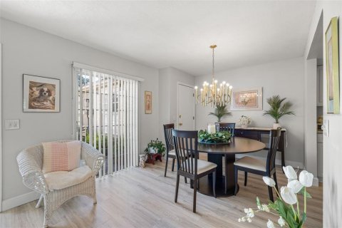 Touwnhouse à vendre à Tampa, Floride: 2 chambres, 136.38 m2 № 1914217 - photo 6