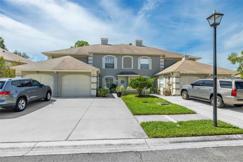Touwnhouse à vendre à Tampa, Floride: 2 chambres, 136.38 m2 № 1914217 - photo 1