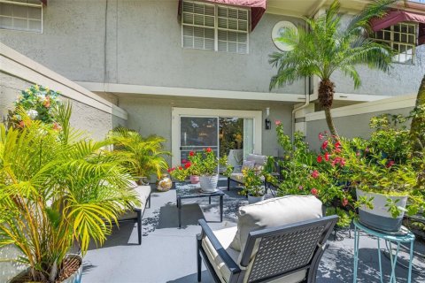 Touwnhouse à vendre à Tampa, Floride: 2 chambres, 136.38 m2 № 1914217 - photo 30