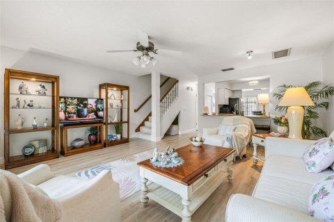 Touwnhouse à vendre à Tampa, Floride: 2 chambres, 136.38 m2 № 1914217 - photo 18