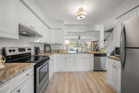 Touwnhouse à vendre à Tampa, Floride: 2 chambres, 136.38 m2 № 1914217 - photo 9