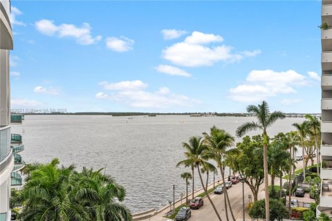 Condominio en venta en Miami, Florida, 2 dormitorios, 135.64 m2 № 1979532 - foto 25