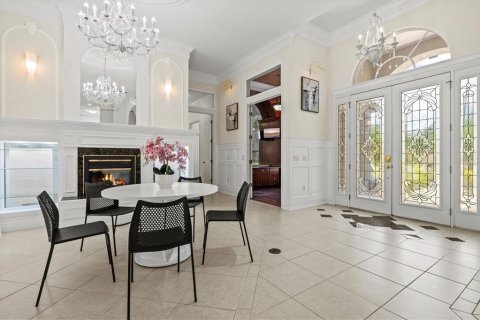 House in Bradenton, Florida 5 bedrooms, 369.01 sq.m. № 2203878 - photo 12