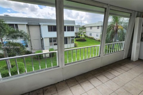 Condo in Delray Beach, Florida, 2 bedrooms  № 2007719 - photo 16