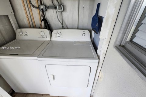 Condo in Delray Beach, Florida, 2 bedrooms  № 2007719 - photo 24