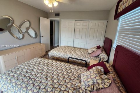 Condo in Delray Beach, Florida, 2 bedrooms  № 2007719 - photo 13