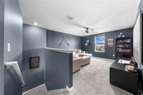 House in Haines City, Florida 4 bedrooms, 246.66 sq.m. № 1904978 - photo 7