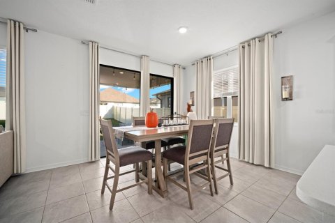 Villa ou maison à vendre à Spring Hill, Floride: 4 chambres, 251.86 m2 № 2420310 - photo 8