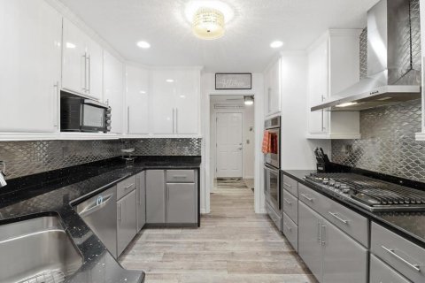 Casa en venta en Beverly Hills, Florida, 3 dormitorios, 195.28 m2 № 2421989 - foto 16