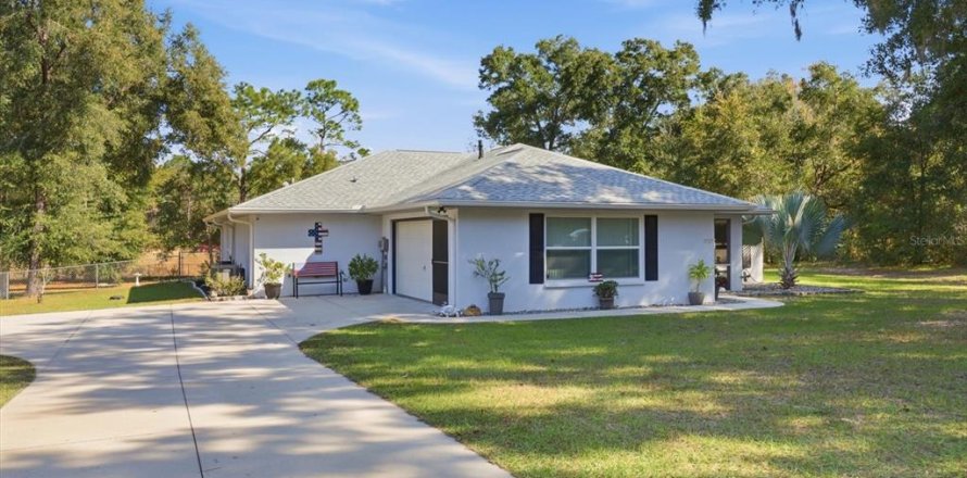 Casa en Beverly Hills, Florida 3 dormitorios, 195.28 m2 № 2421989