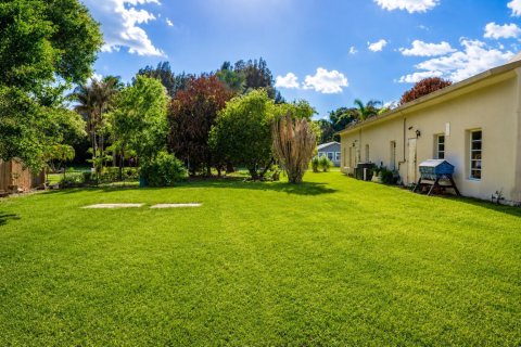 Villa ou maison à vendre à St. Lucie, Floride: 3 chambres, 334.45 m2 № 2245227 - photo 19
