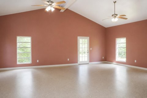 Villa ou maison à vendre à St. Lucie, Floride: 3 chambres, 334.45 m2 № 2245227 - photo 16