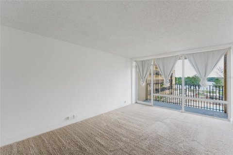 Купить кондоминиум в Орландо, Флорида 4 комнаты, 90.58м2, № 1622155 - фото 21
