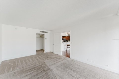 Купить кондоминиум в Орландо, Флорида 4 комнаты, 90.58м2, № 1622155 - фото 18