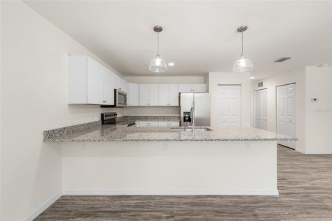 Commercial property in Ocala, Florida 6 bedrooms, 262.54 sq.m. № 2097008 - photo 6