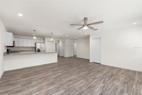 Commercial property in Ocala, Florida 6 bedrooms, 262.54 sq.m. № 2097008 - photo 5