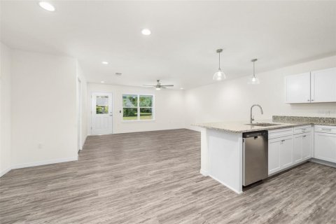 Commercial property in Ocala, Florida 6 bedrooms, 262.54 sq.m. № 2097008 - photo 9