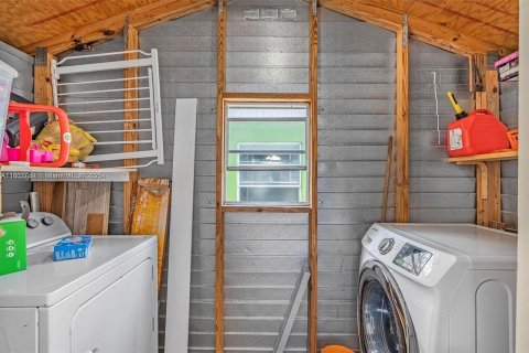 Villa ou maison à vendre à Hialeah, Floride: 3 chambres, 125.33 m2 № 1931871 - photo 21