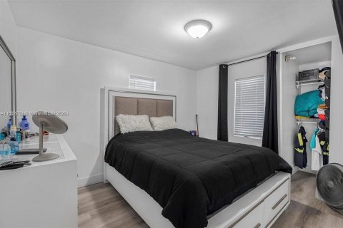 Villa ou maison à vendre à Hialeah, Floride: 3 chambres, 125.33 m2 № 1931871 - photo 11