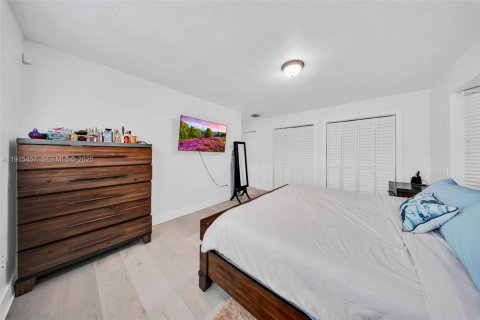 Купить виллу или дом в Майами, Флорида 4 спальни, 151.34м2, № 1972718 - фото 25