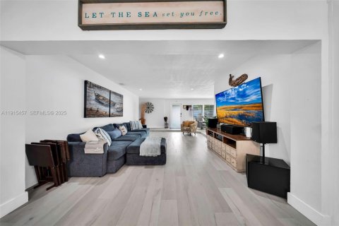 Купить виллу или дом в Майами, Флорида 4 спальни, 151.34м2, № 1972718 - фото 30