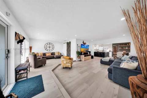 Купить виллу или дом в Майами, Флорида 4 спальни, 151.34м2, № 1972718 - фото 26