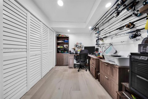 Купить виллу или дом в Майами, Флорида 4 спальни, 151.34м2, № 1972718 - фото 9