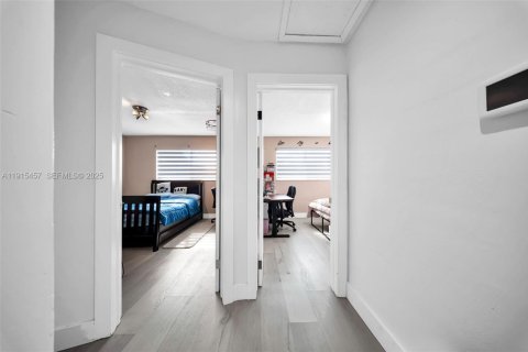 Купить виллу или дом в Майами, Флорида 4 спальни, 151.34м2, № 1972718 - фото 12