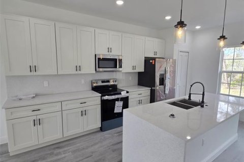 House in Ocala, Florida 4 bedrooms, 164.81 sq.m. № 1526609 - photo 4