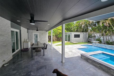 Villa ou maison à vendre à Pompano Beach, Floride: 4 chambres, 94.2 m2 № 2426760 - photo 7