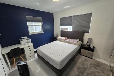 Villa ou maison à vendre à Pompano Beach, Floride: 4 chambres, 94.2 m2 № 2426760 - photo 13