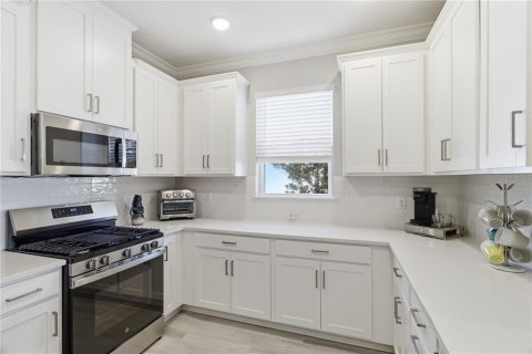 House in Bradenton, Florida 2 bedrooms, 144.74 sq.m. № 2144567 - photo 18