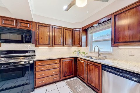 Villa ou maison à vendre à Orlando, Floride: 3 chambres, 168.06 m2 № 2205132 - photo 22