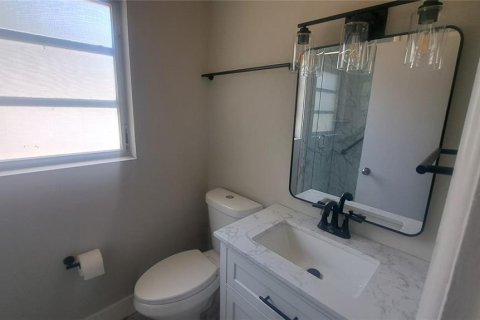 Casa en alquiler en Orlando, Florida, 3 dormitorios, 110.09 m2 № 2149982 - foto 12