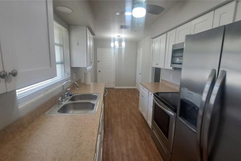 Casa en alquiler en Orlando, Florida, 3 dormitorios, 110.09 m2 № 2149982 - foto 6