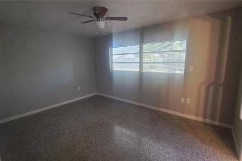 Casa en alquiler en Orlando, Florida, 3 dormitorios, 110.09 m2 № 2149982 - foto 7