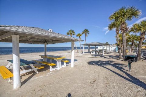 Condo in New Port Richey, Florida, 1 bedroom  № 1789303 - photo 16