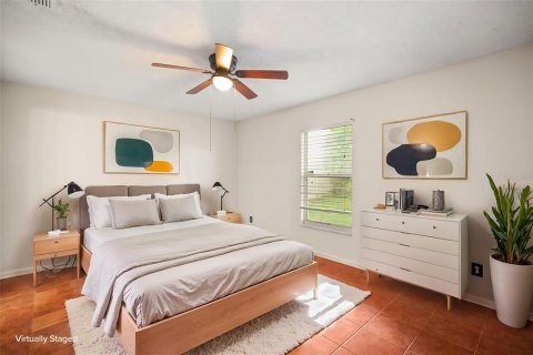Villa ou maison à vendre à Deltona, Floride: 4 chambres, 150.13 m2 № 2433259 - photo 10