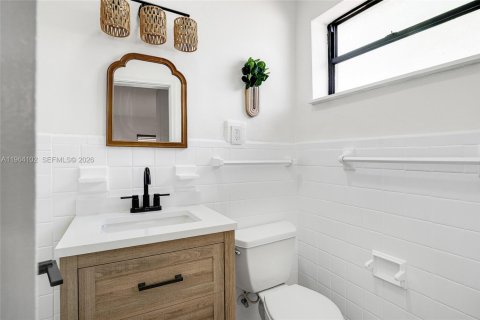 Снять в аренду кондоминиум в Майами-Бич, Флорида 3 спальни, 91.97м2, № 2027120 - фото 15