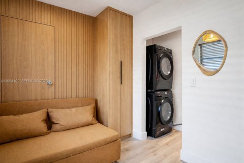 Снять в аренду кондоминиум в Майами-Бич, Флорида 3 спальни, 91.97м2, № 2027120 - фото 19