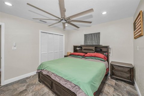 Casa en venta en Port Richey, Florida, 2 dormitorios, 145.3 m2 № 2195298 - foto 13