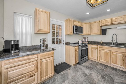 Casa en venta en Port Richey, Florida, 2 dormitorios, 145.3 m2 № 2195298 - foto 5