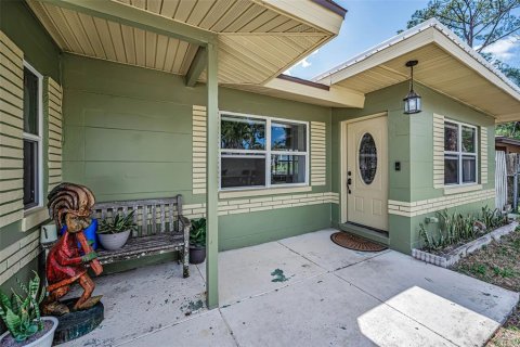Casa en venta en Port Richey, Florida, 2 dormitorios, 145.3 m2 № 2195298 - foto 3