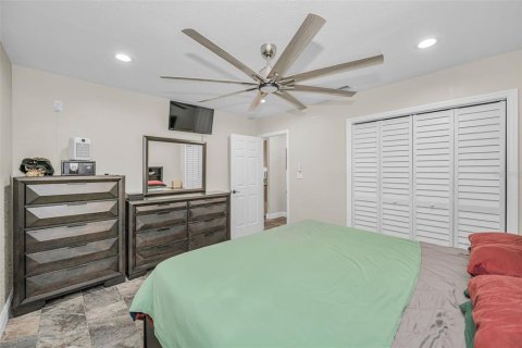 Casa en venta en Port Richey, Florida, 2 dormitorios, 145.3 m2 № 2195298 - foto 14
