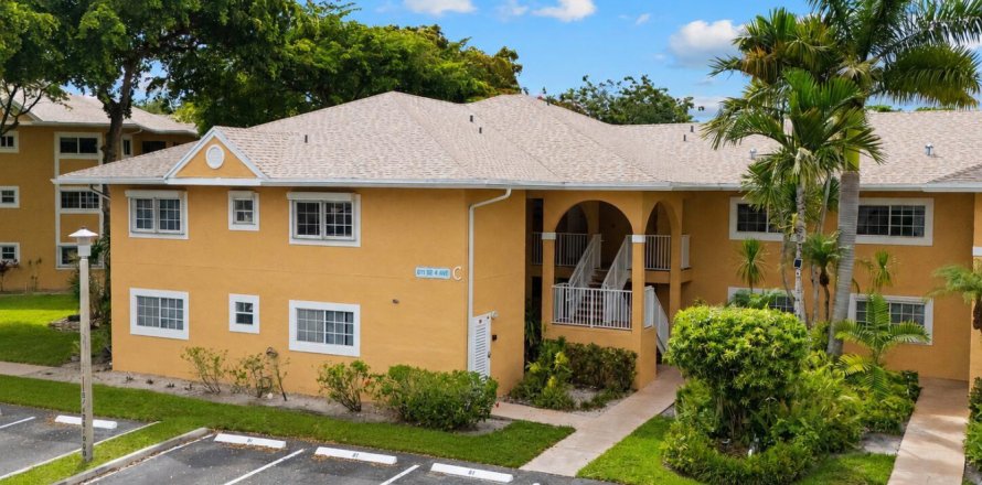 Condo in Dania Beach, Florida, 2 bedrooms № 2173482