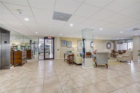Condo in Clearwater, Florida, 2 bedrooms  № 1570539 - photo 6
