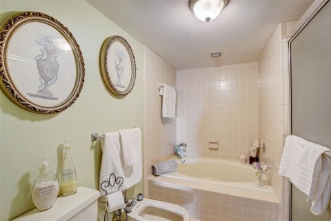 Condo in Clearwater, Florida, 2 bedrooms  № 1570539 - photo 30
